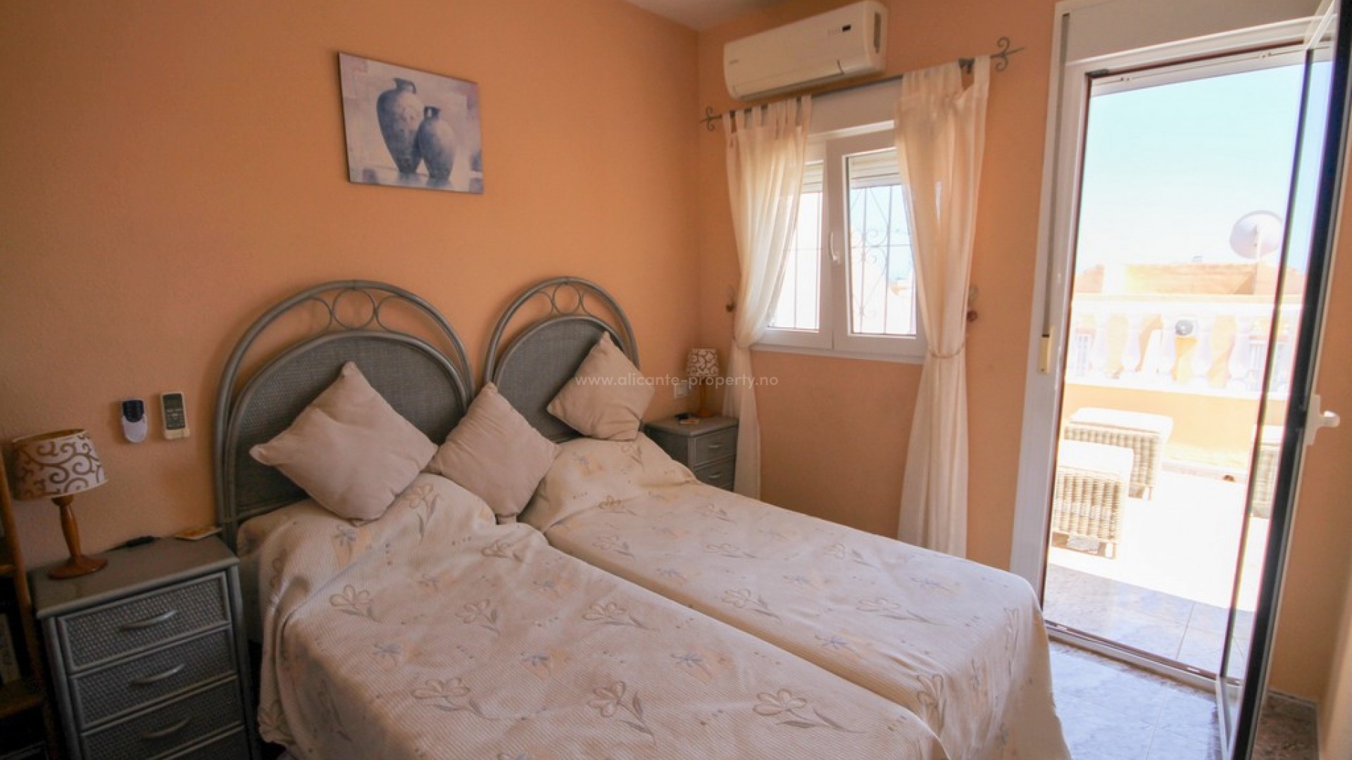 Bungalow in Orihuela Costa