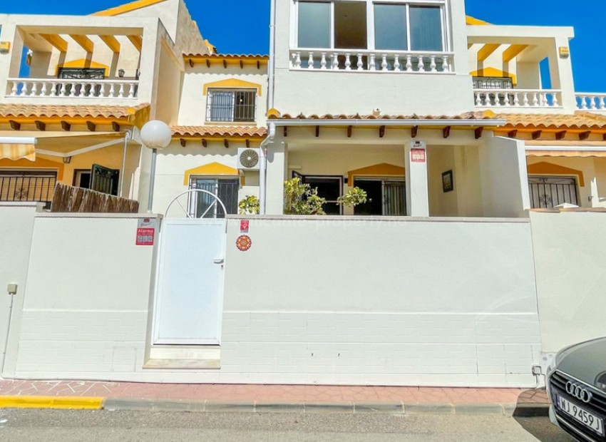 Bungalow in Orihuela Costa