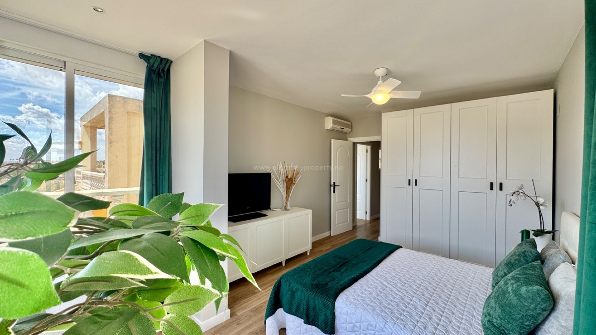Bungalow in Orihuela Costa