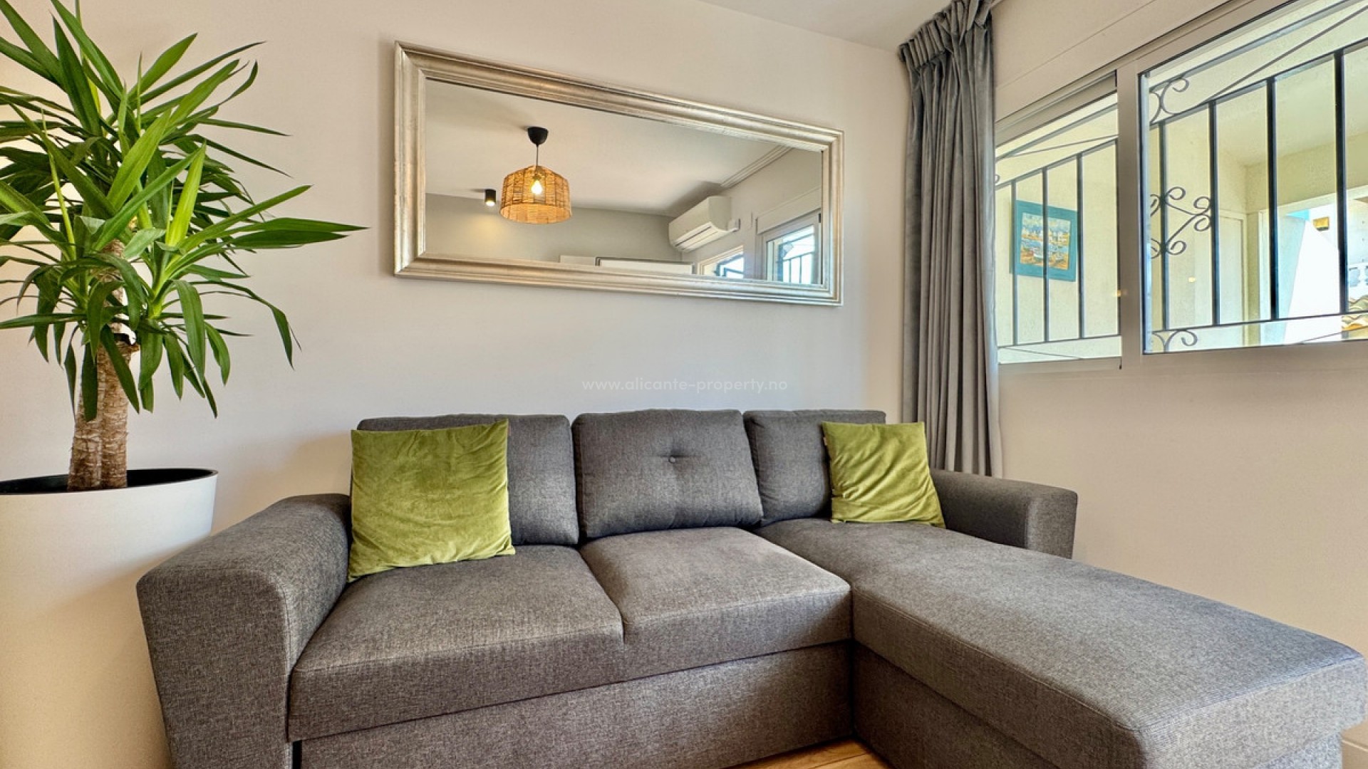 Bungalow in Orihuela Costa