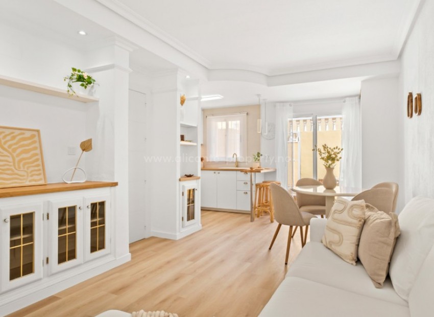 Bungalow in Orihuela Costa
