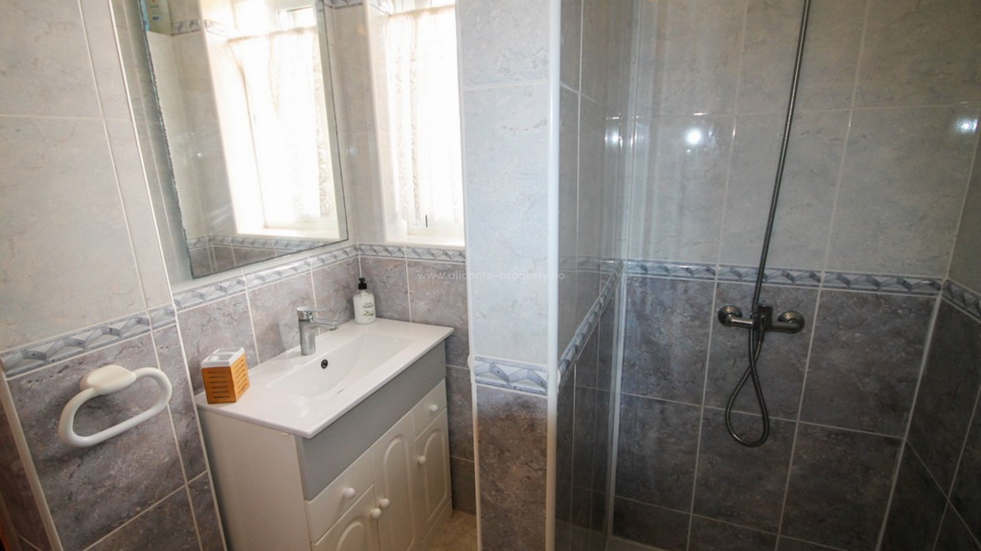 Bungalow in Orihuela Costa
