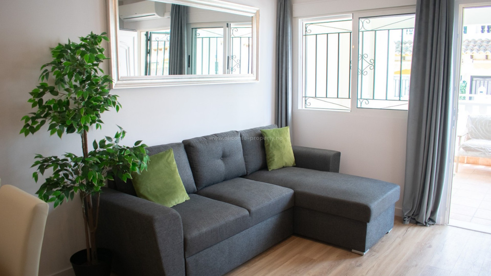 Bungalow in Punta Prima