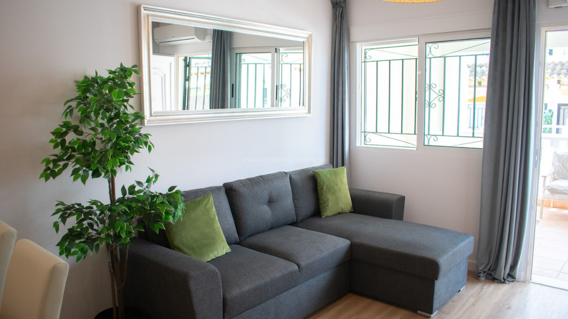 Bungalow in Punta Prima