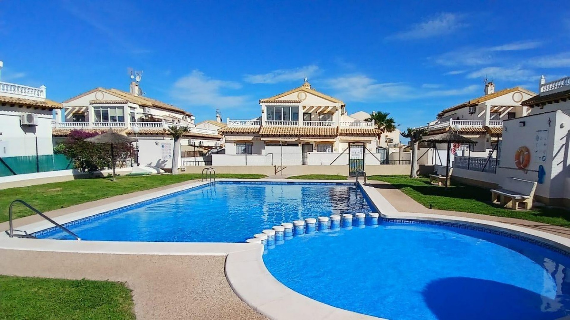 Bungalow in Punta Prima