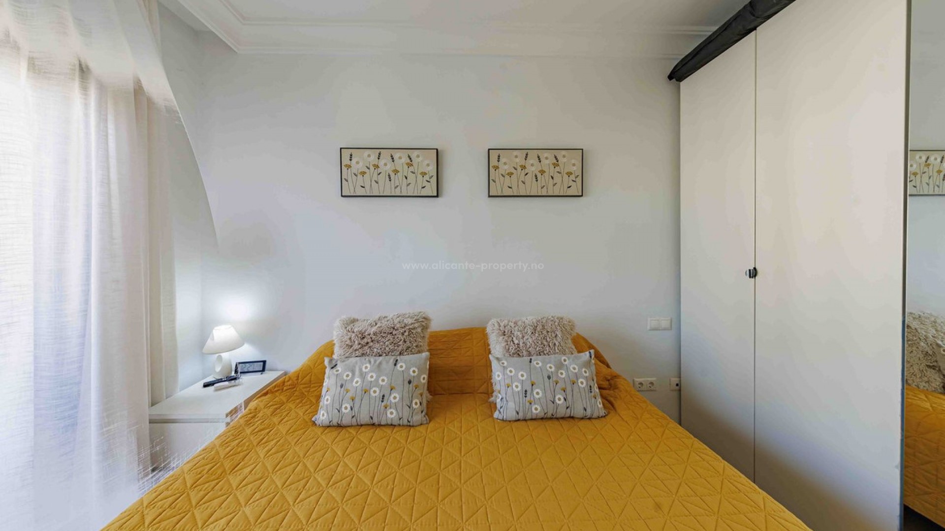 Bungalow in Roda