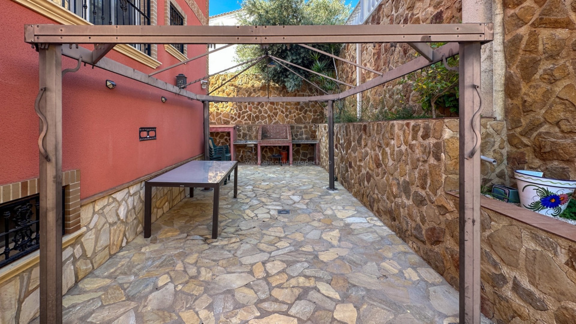 Bungalow in San Miguel de Salinas Centro