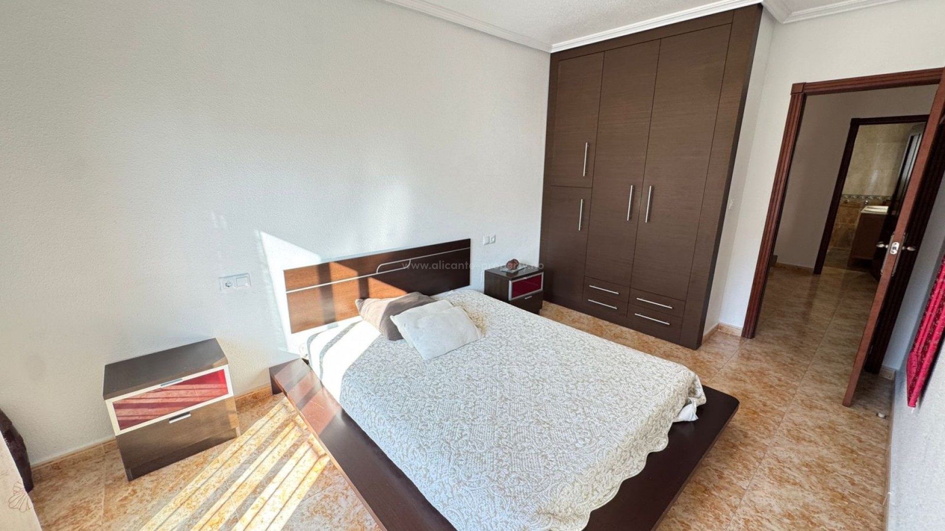 Bungalow in San Miguel de Salinas