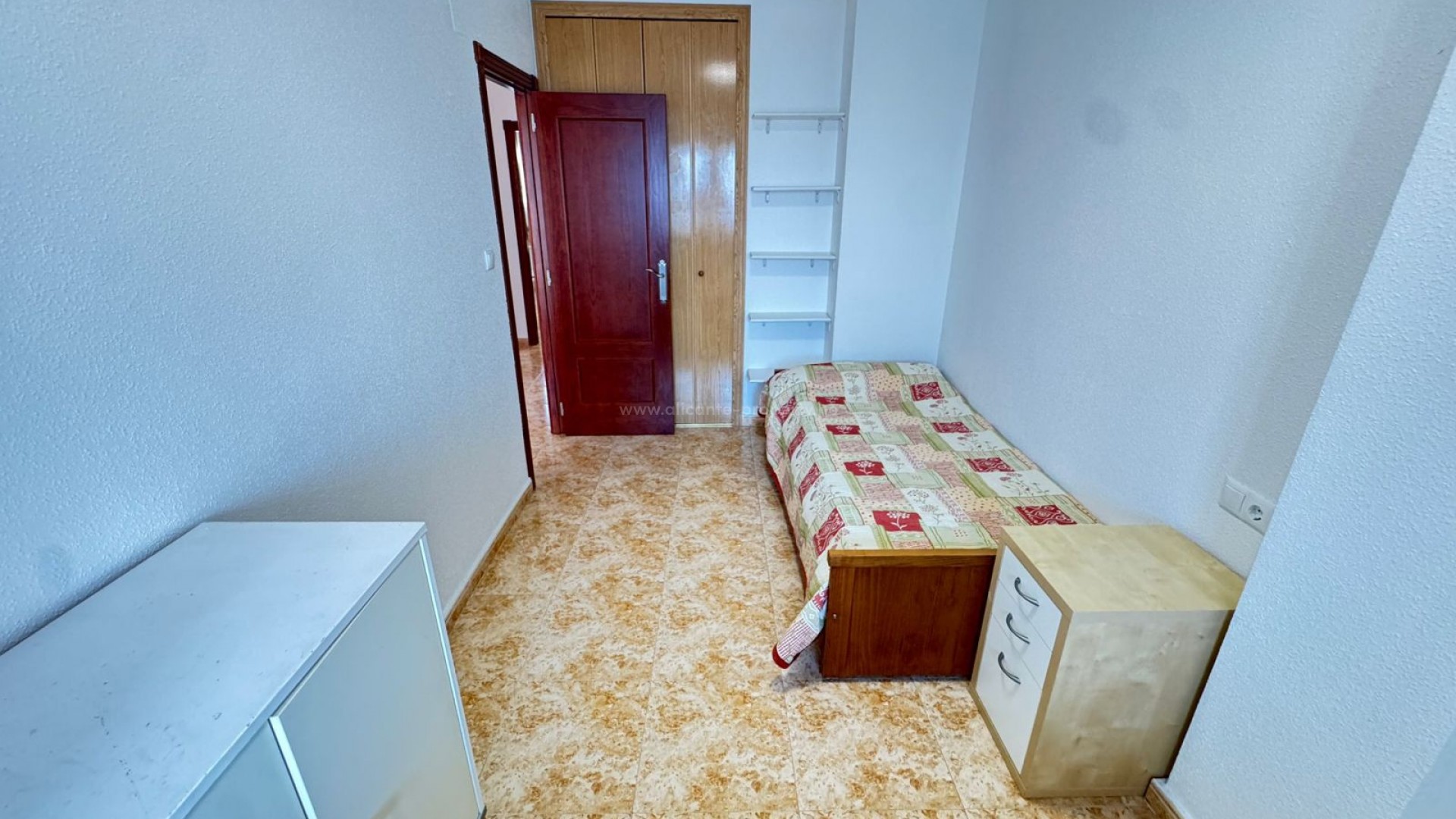 Bungalow in San Miguel de Salinas