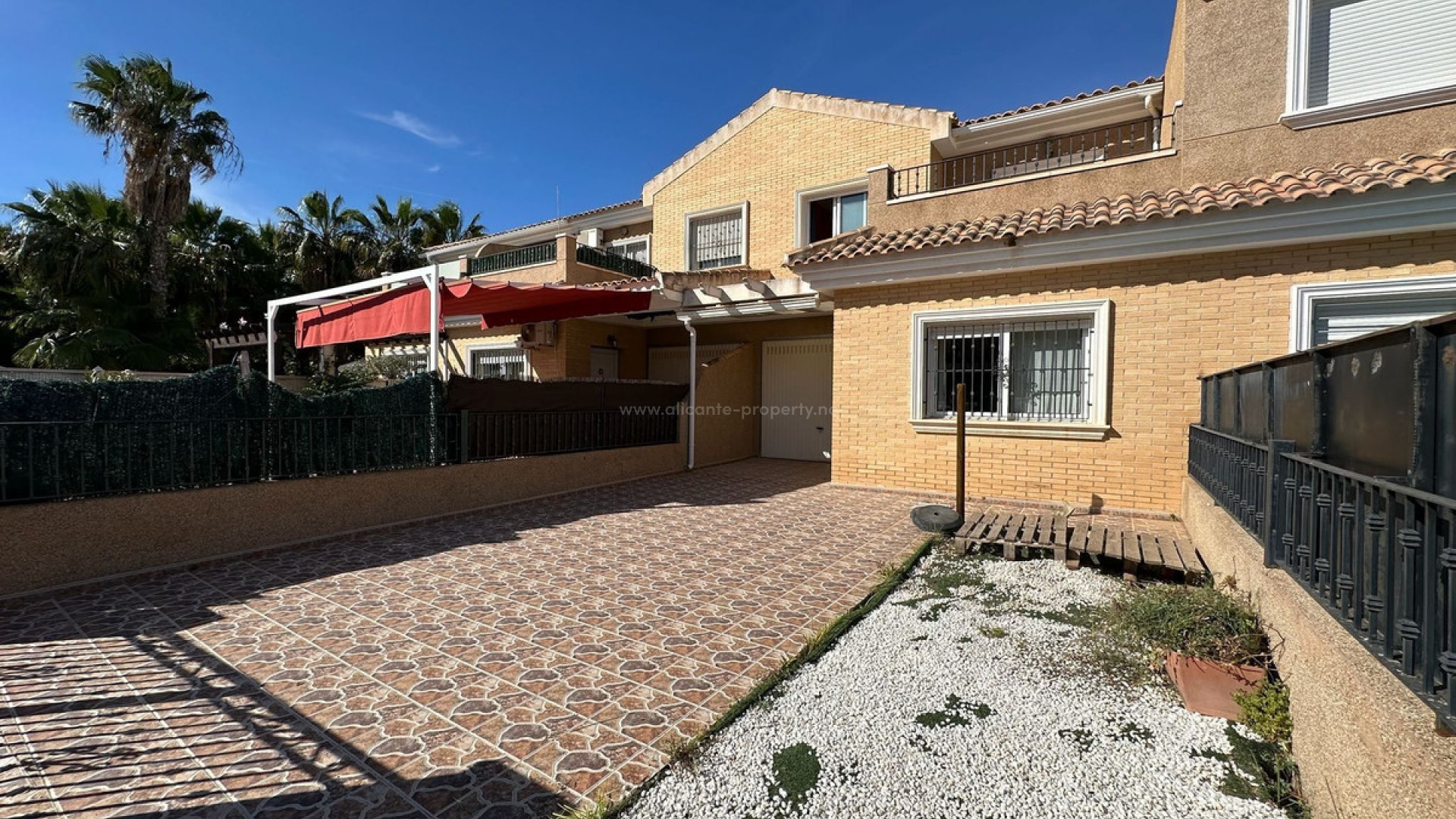 Bungalow in Santiago de la Ribera