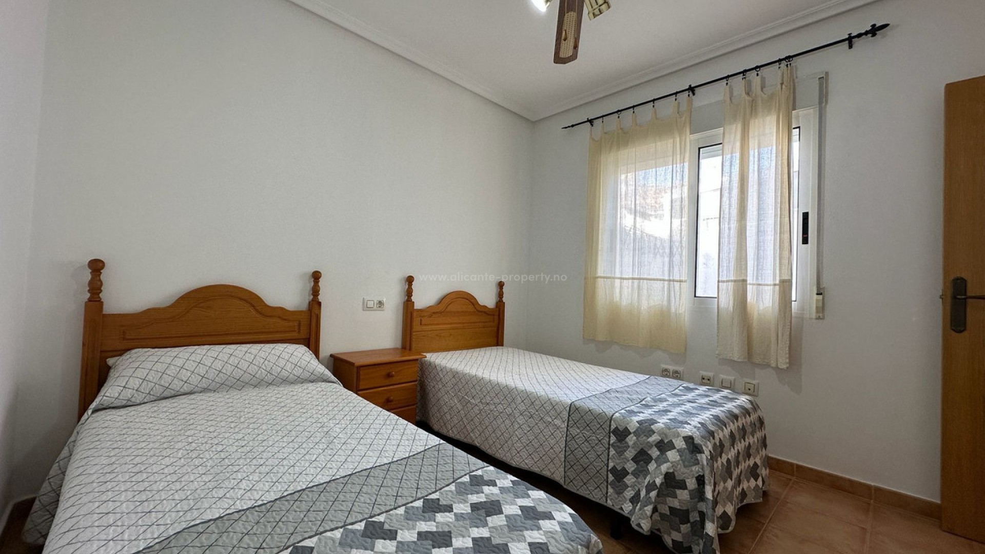 Bungalow in Santiago de la Ribera