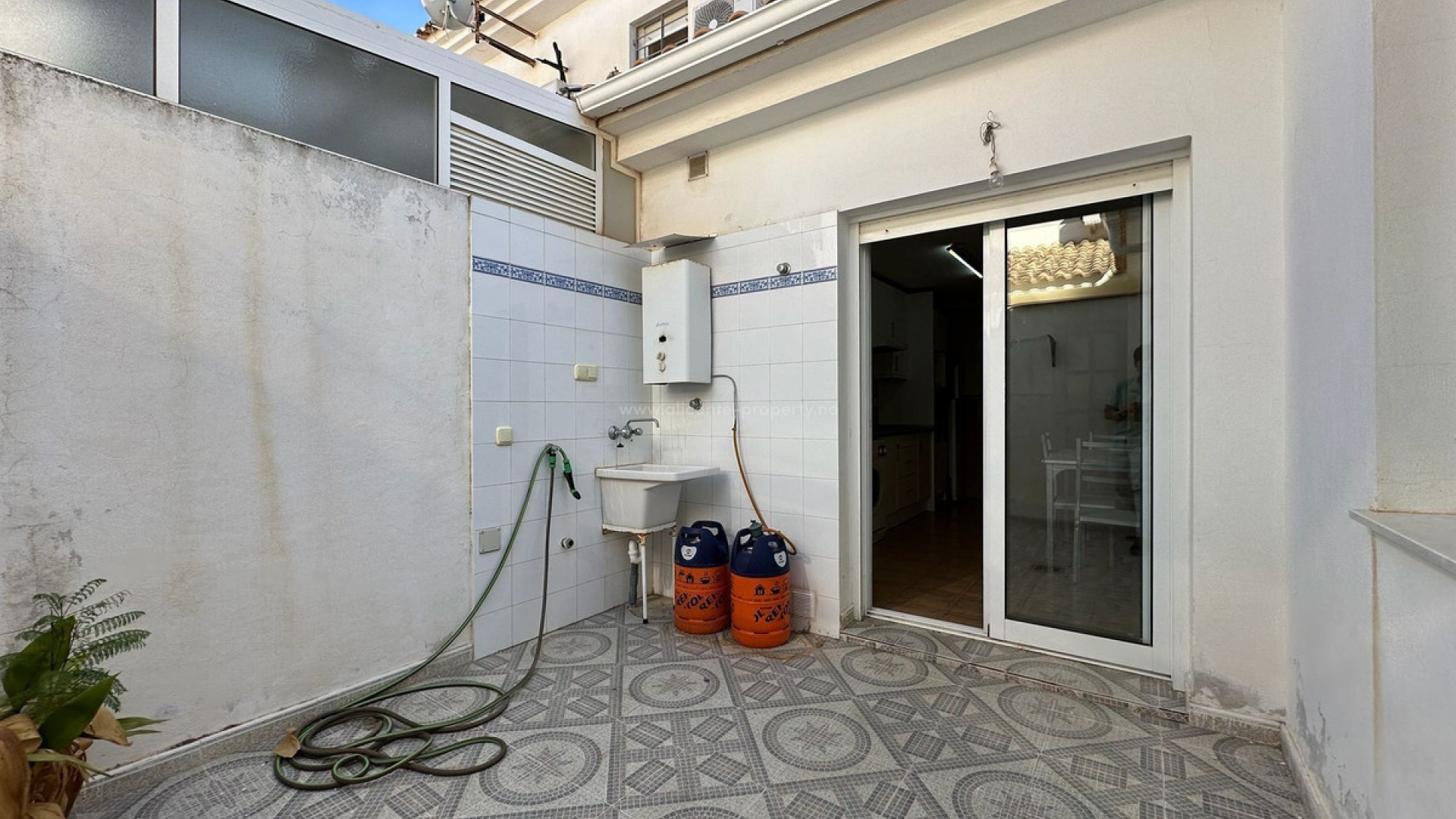 Bungalow in Santiago de la Ribera