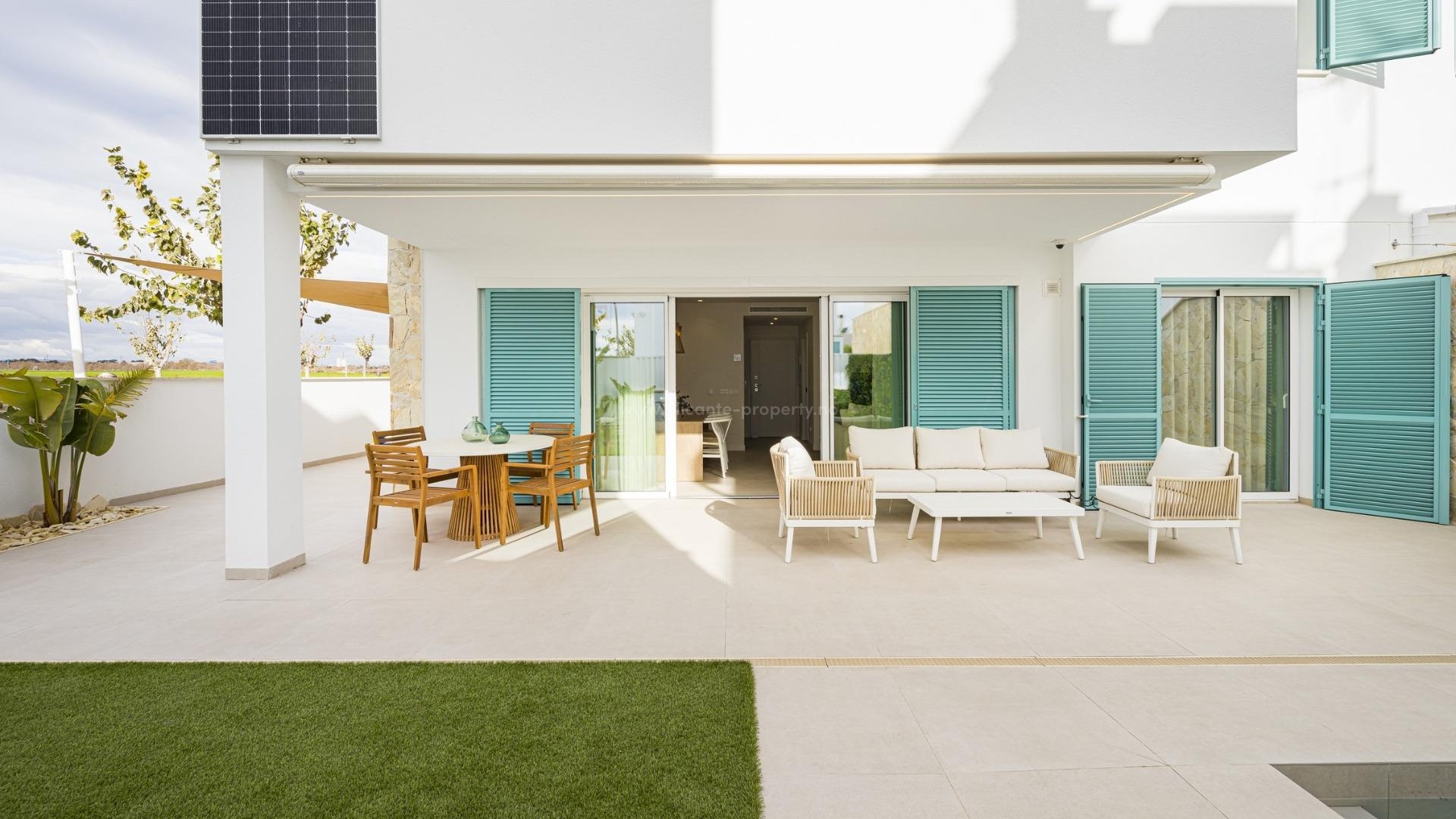 Bungalow in Torre De La Horadada