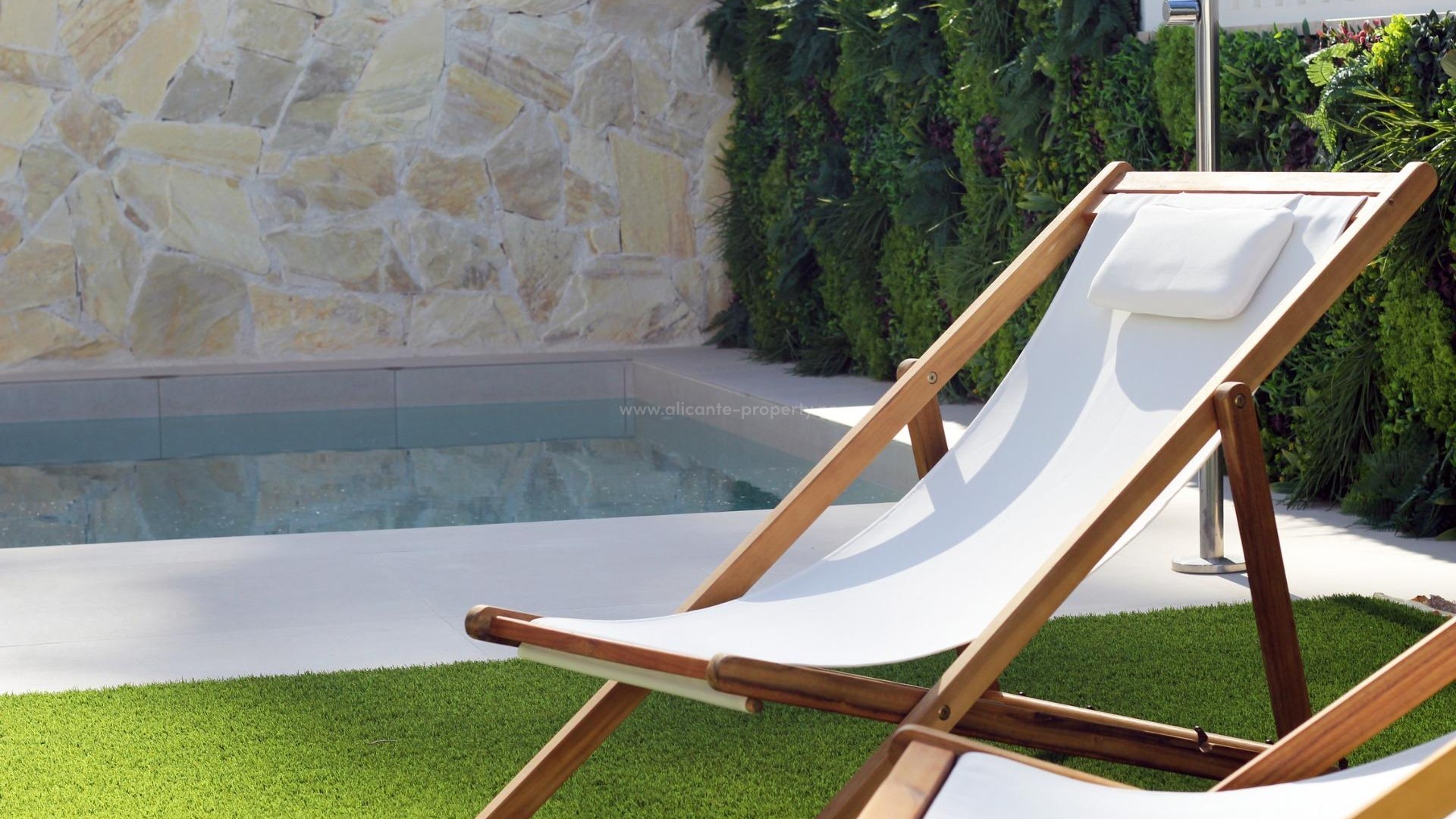 Bungalow in Torre De La Horadada