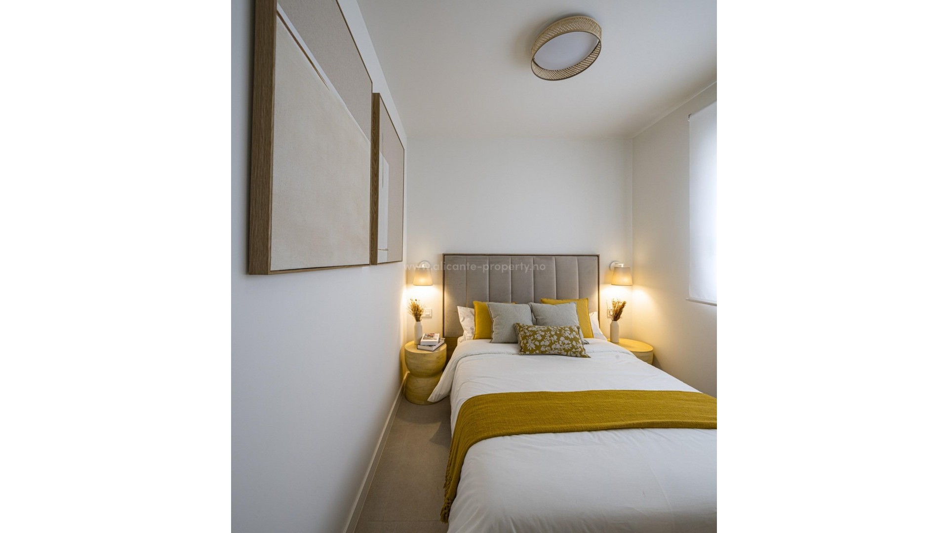 Bungalow in Torre De La Horadada