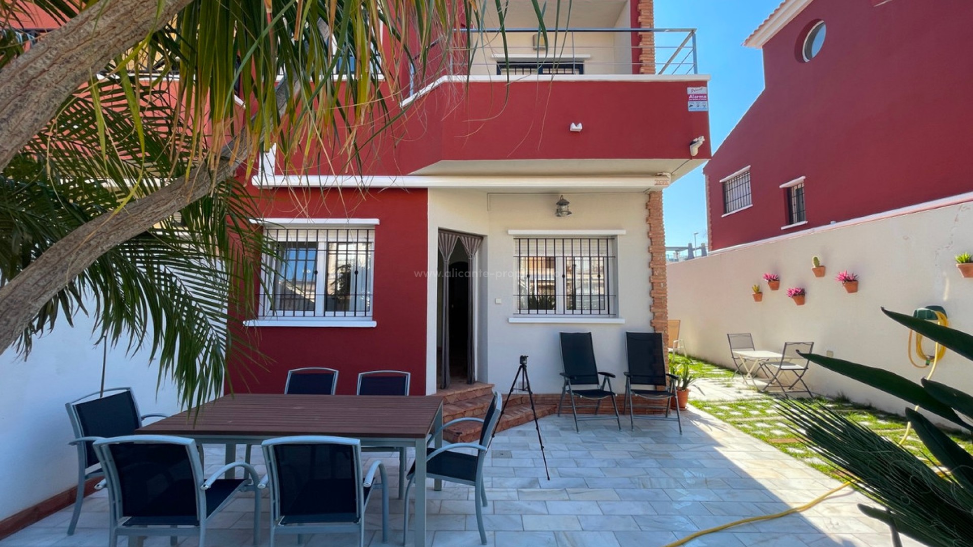 Bungalow in Torre De La Horadada