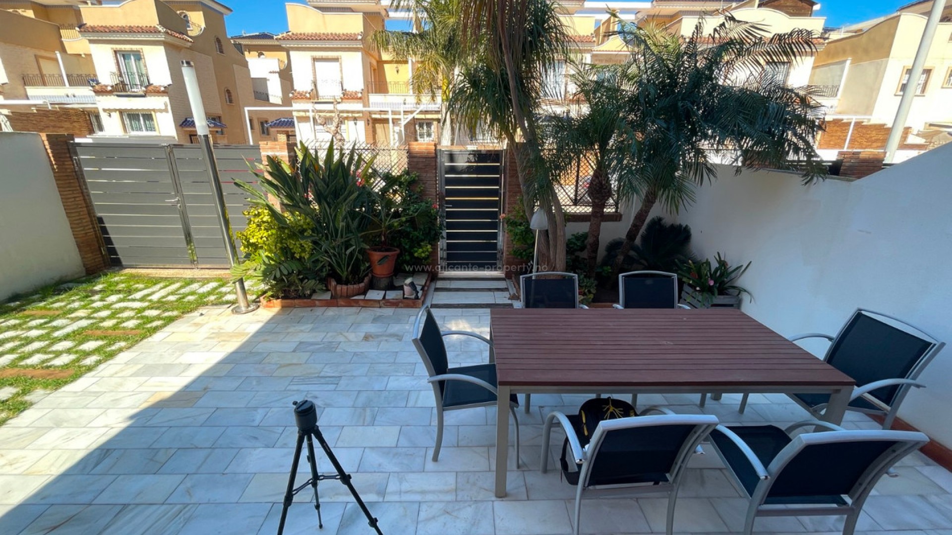 Bungalow in Torre De La Horadada