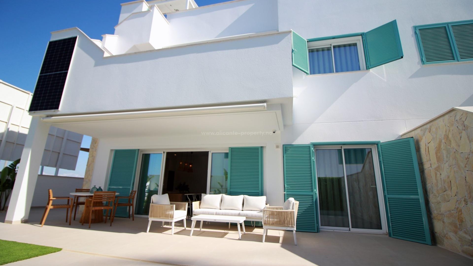 Bungalow in Torre De La Horadada