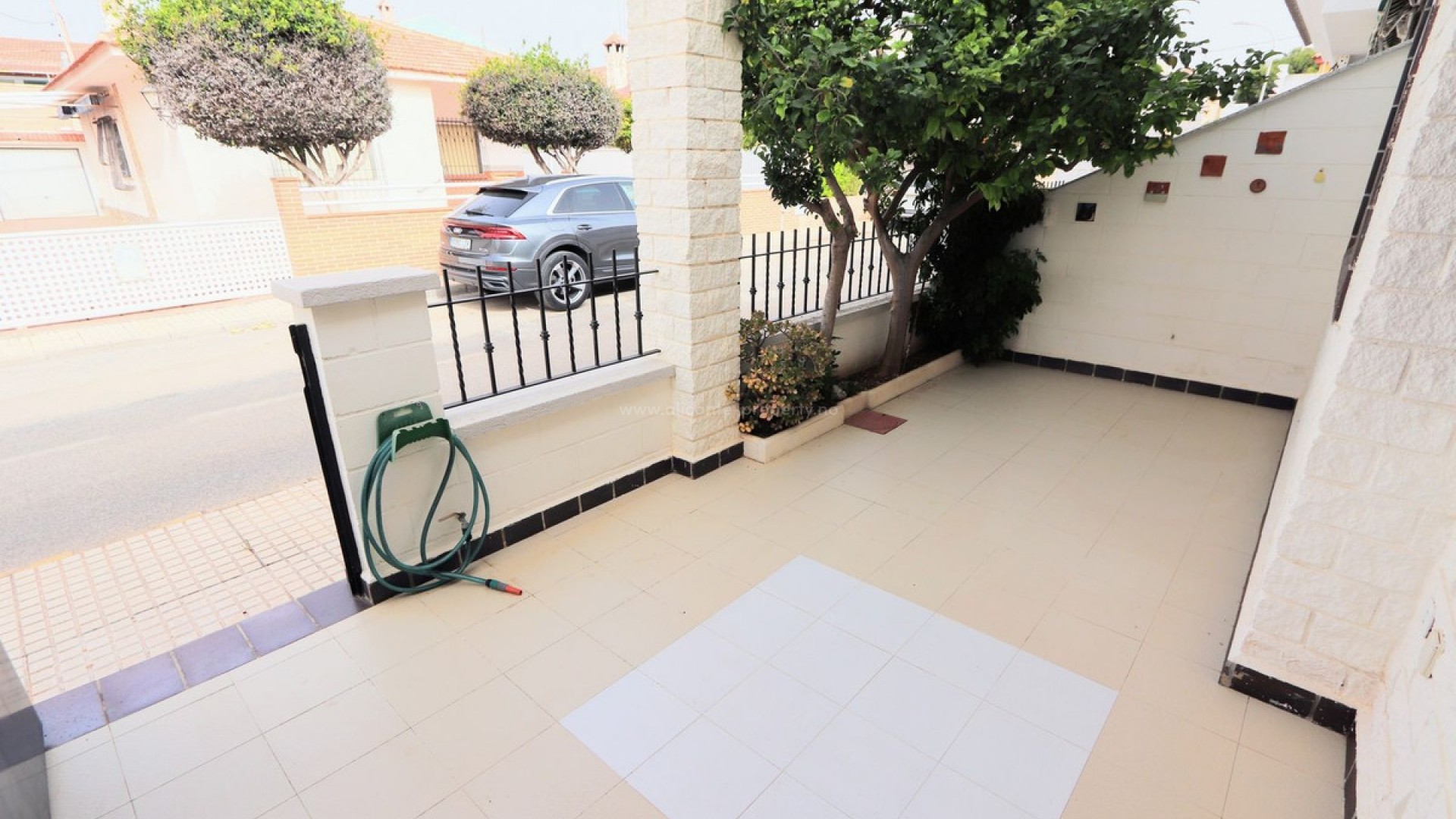 Bungalow in Torre De La Horadada