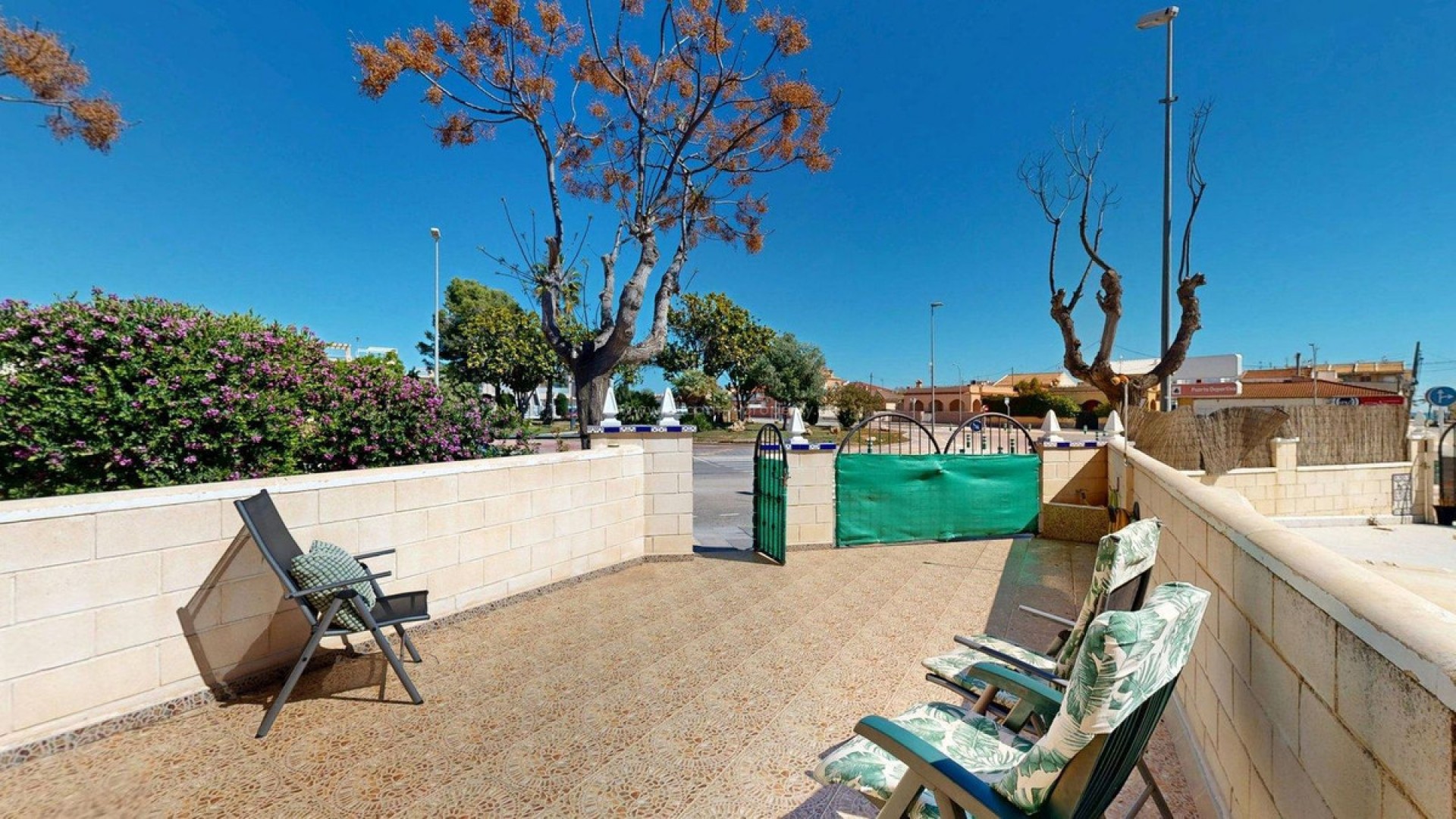 Bungalow in Torre De La Horadada