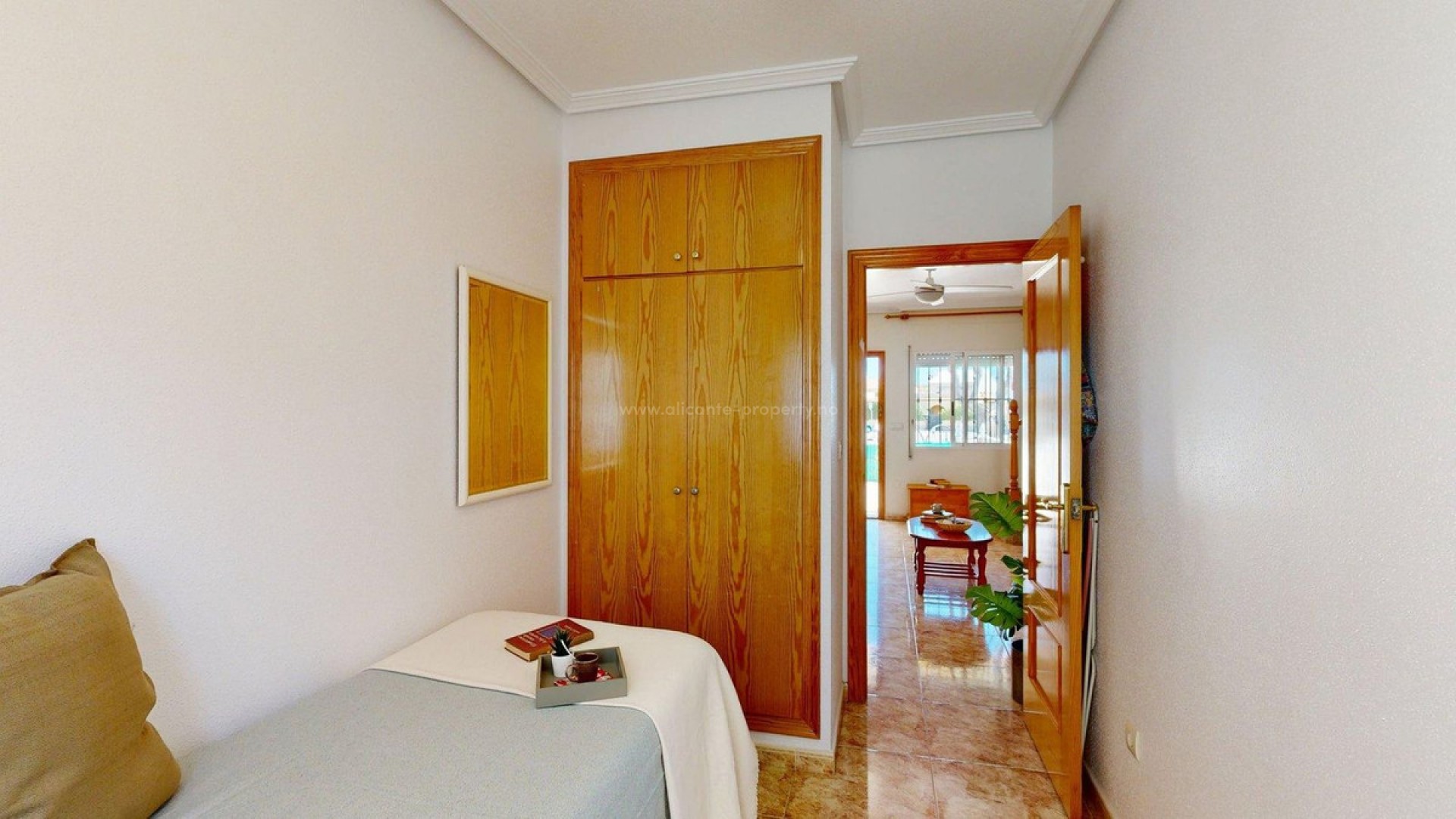 Bungalow in Torre De La Horadada