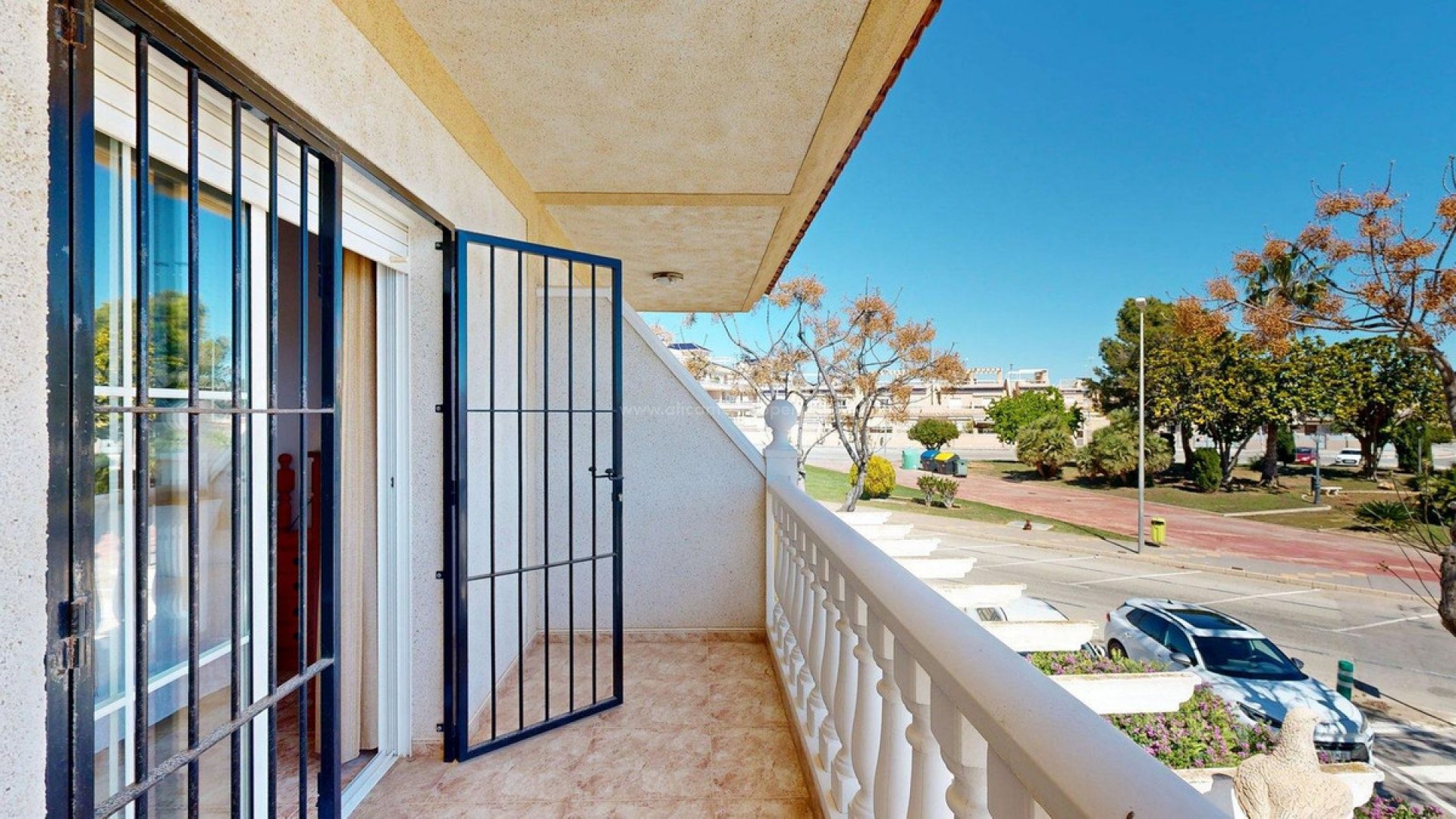Bungalow in Torre De La Horadada