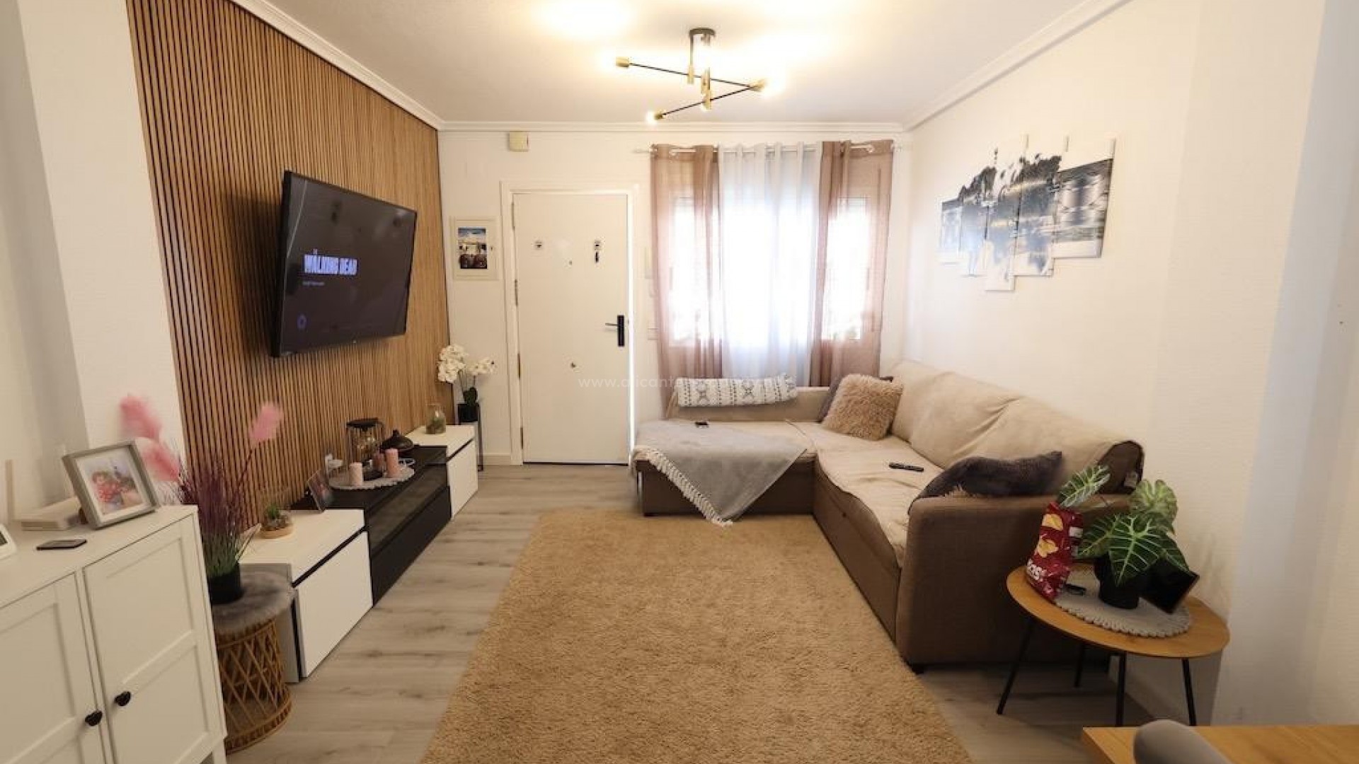 Bungalow in Torre De La Horadada