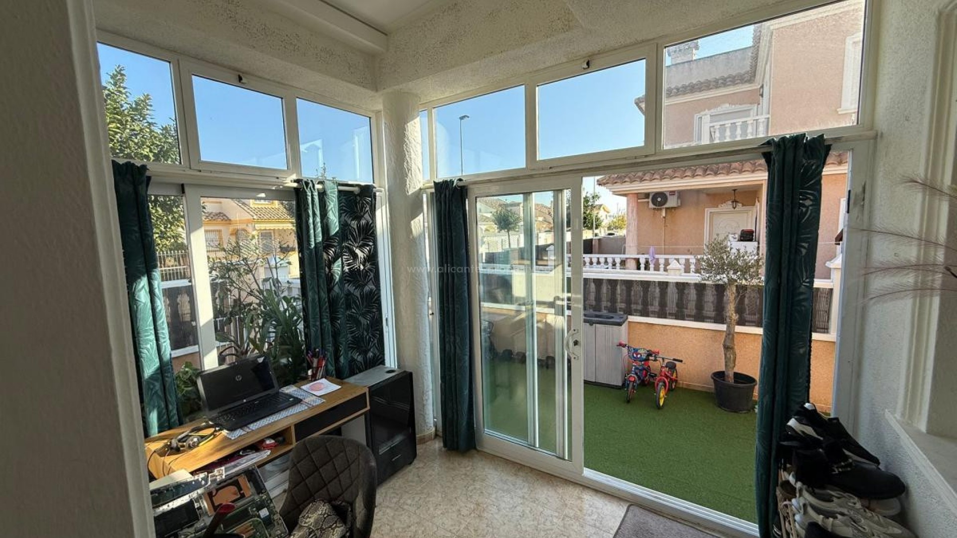 Bungalow in Torre de la Horadada