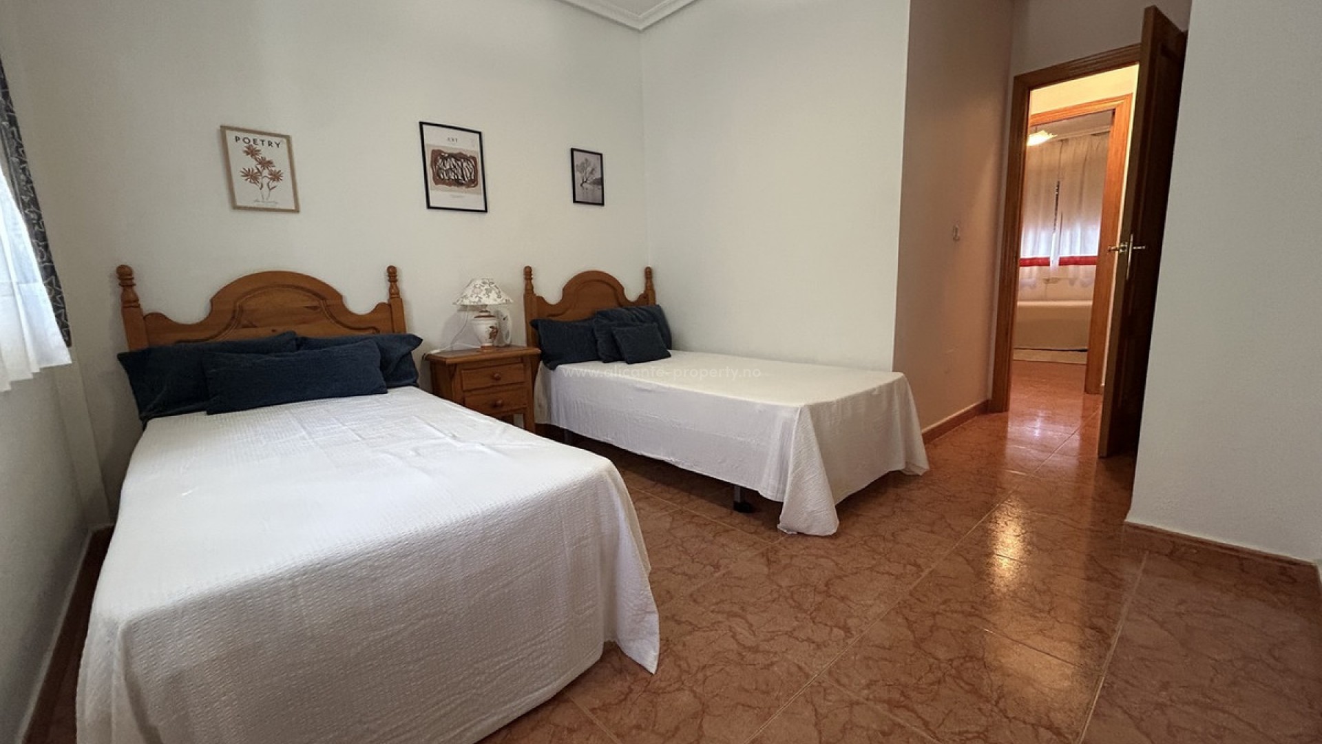 Bungalow in Torre De La Horadada