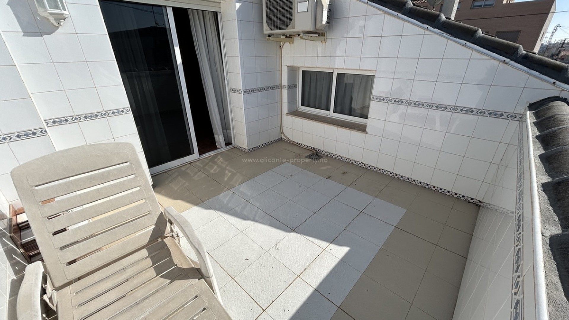 Bungalow in Torre De La Horadada