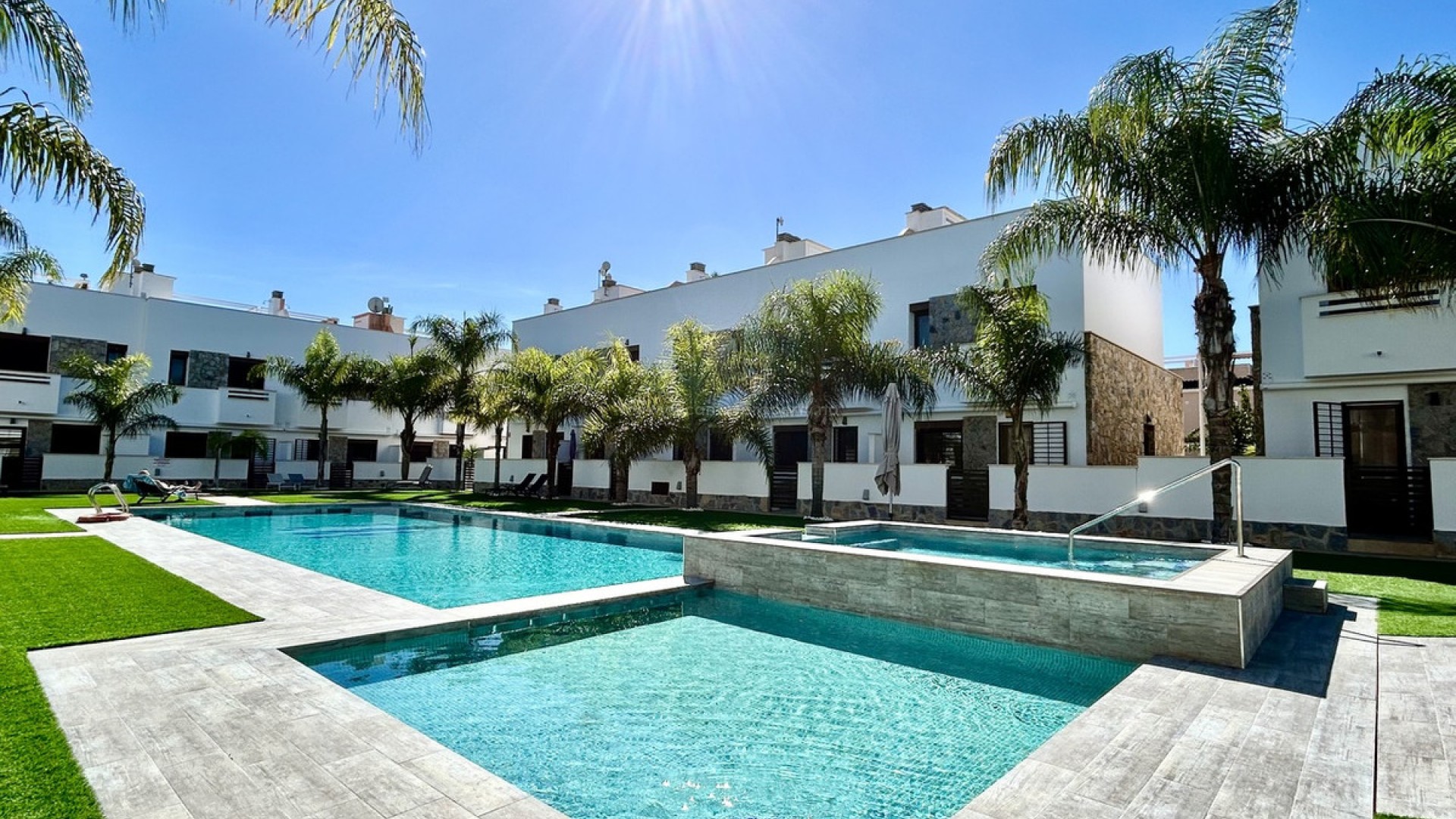 Bungalow in Torre De La Horadada