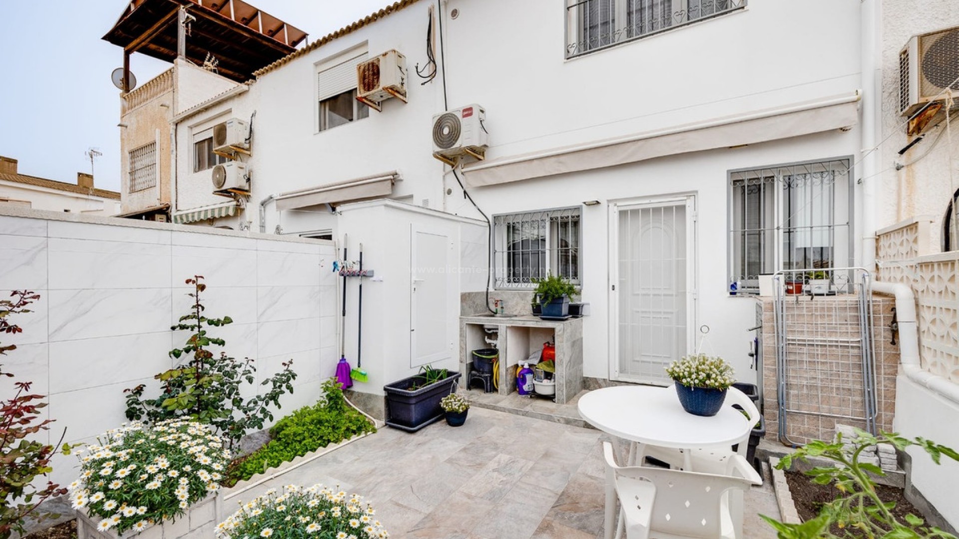 Bungalow in Torrevieja Centro