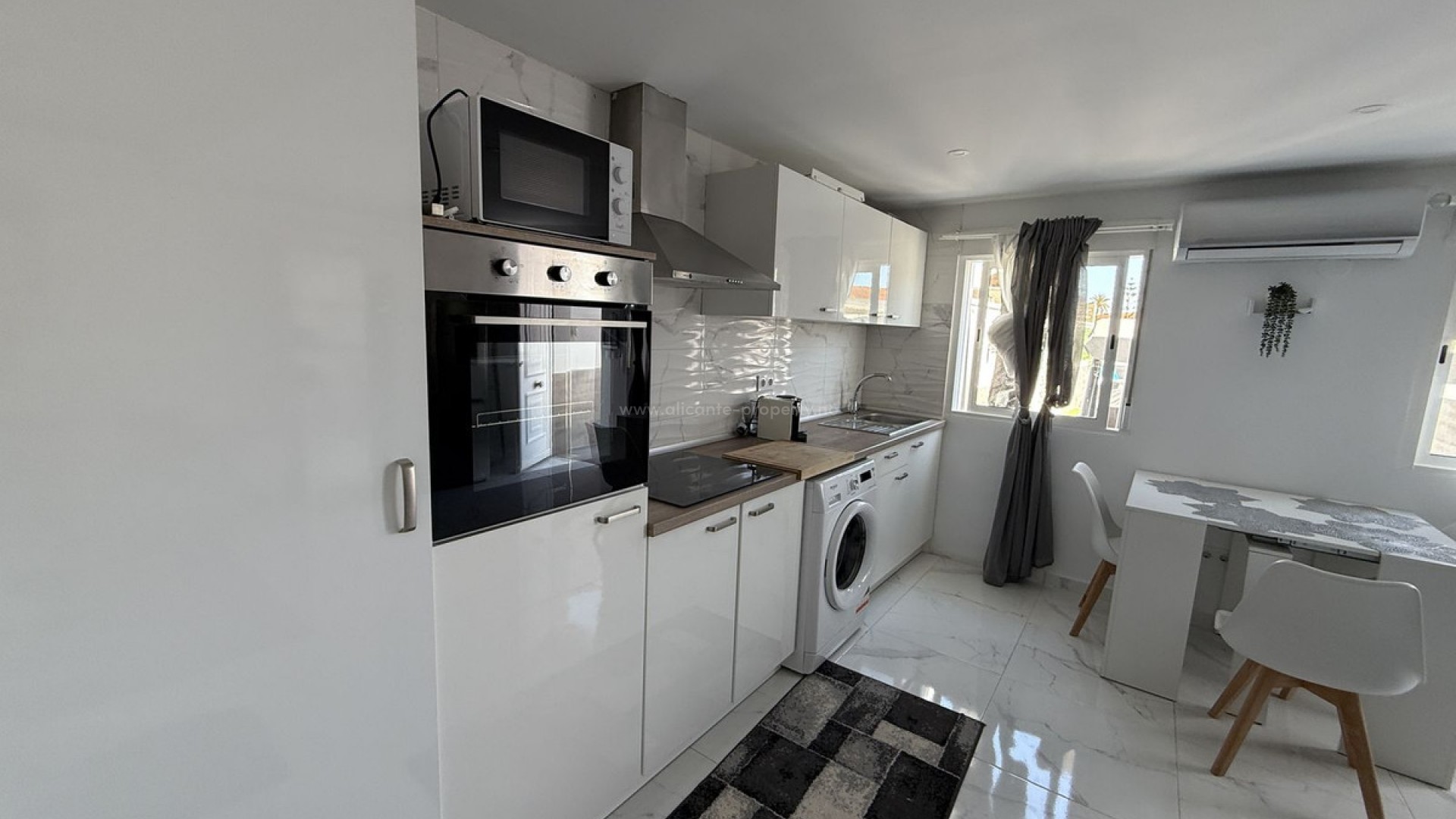 Bungalow in Torrevieja Centro