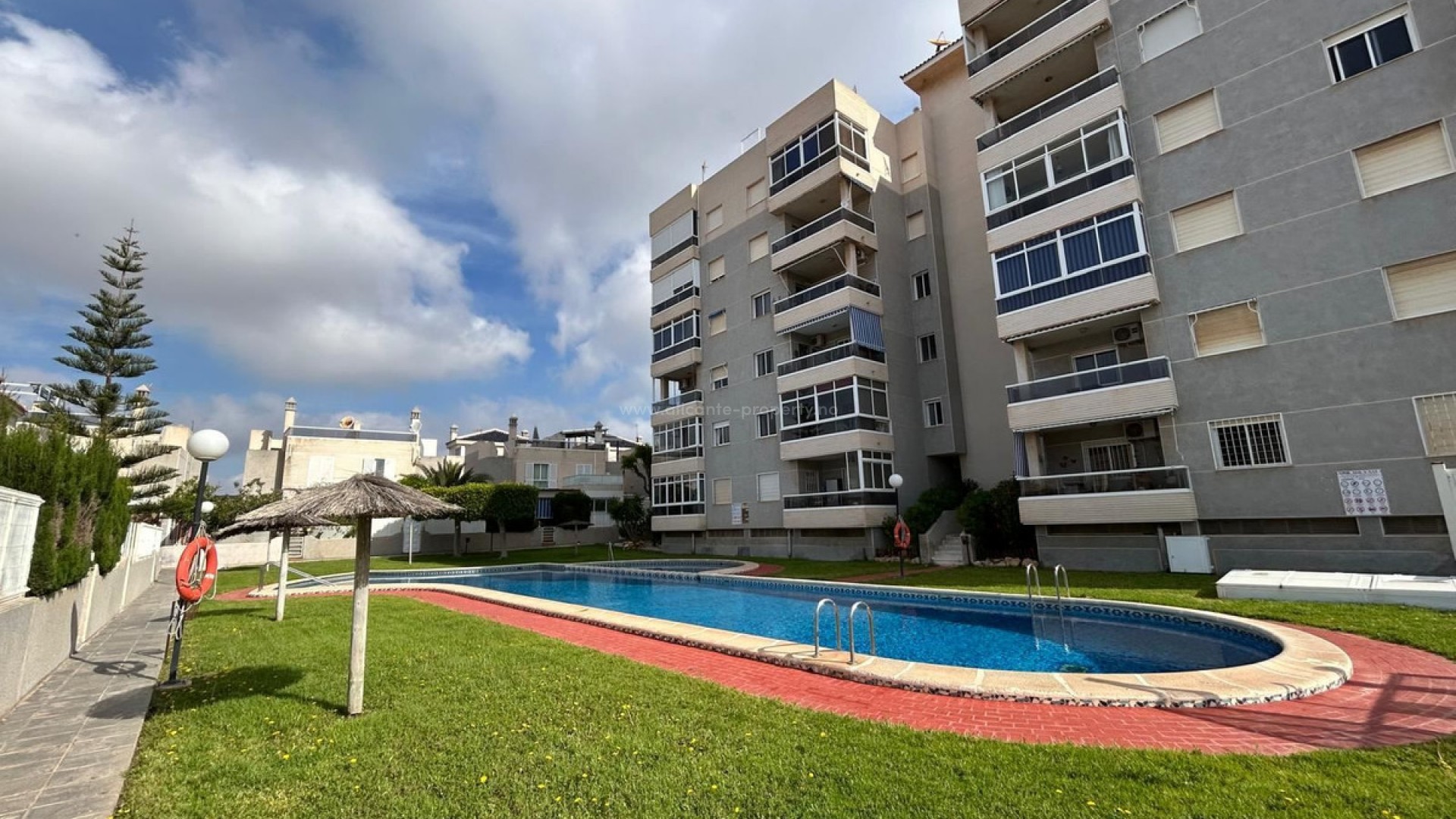 Bungalow in Torrevieja Centro