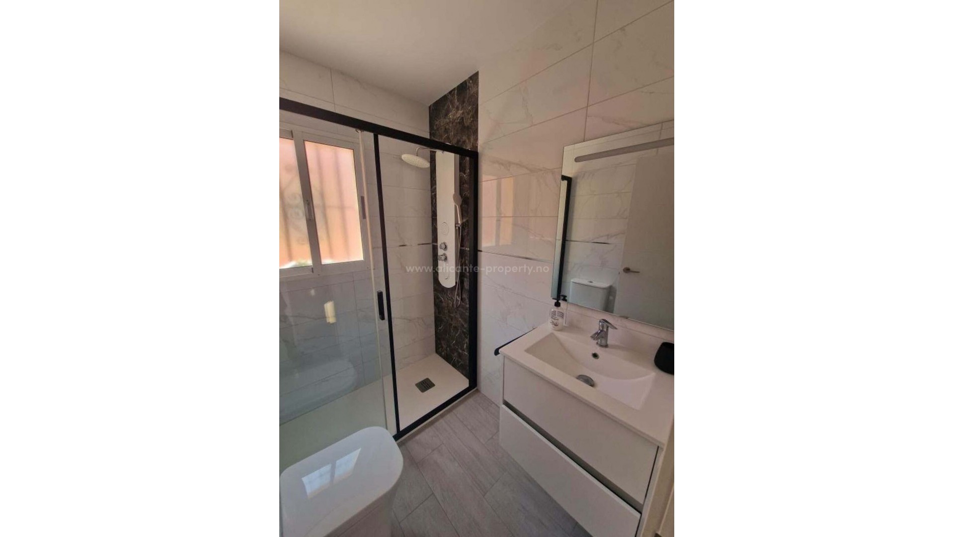 Bungalow in Torrevieja Centro