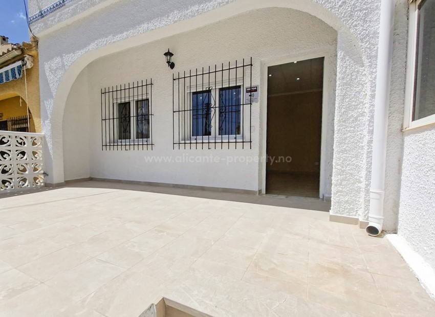 Bungalow in Urb. La Marina
