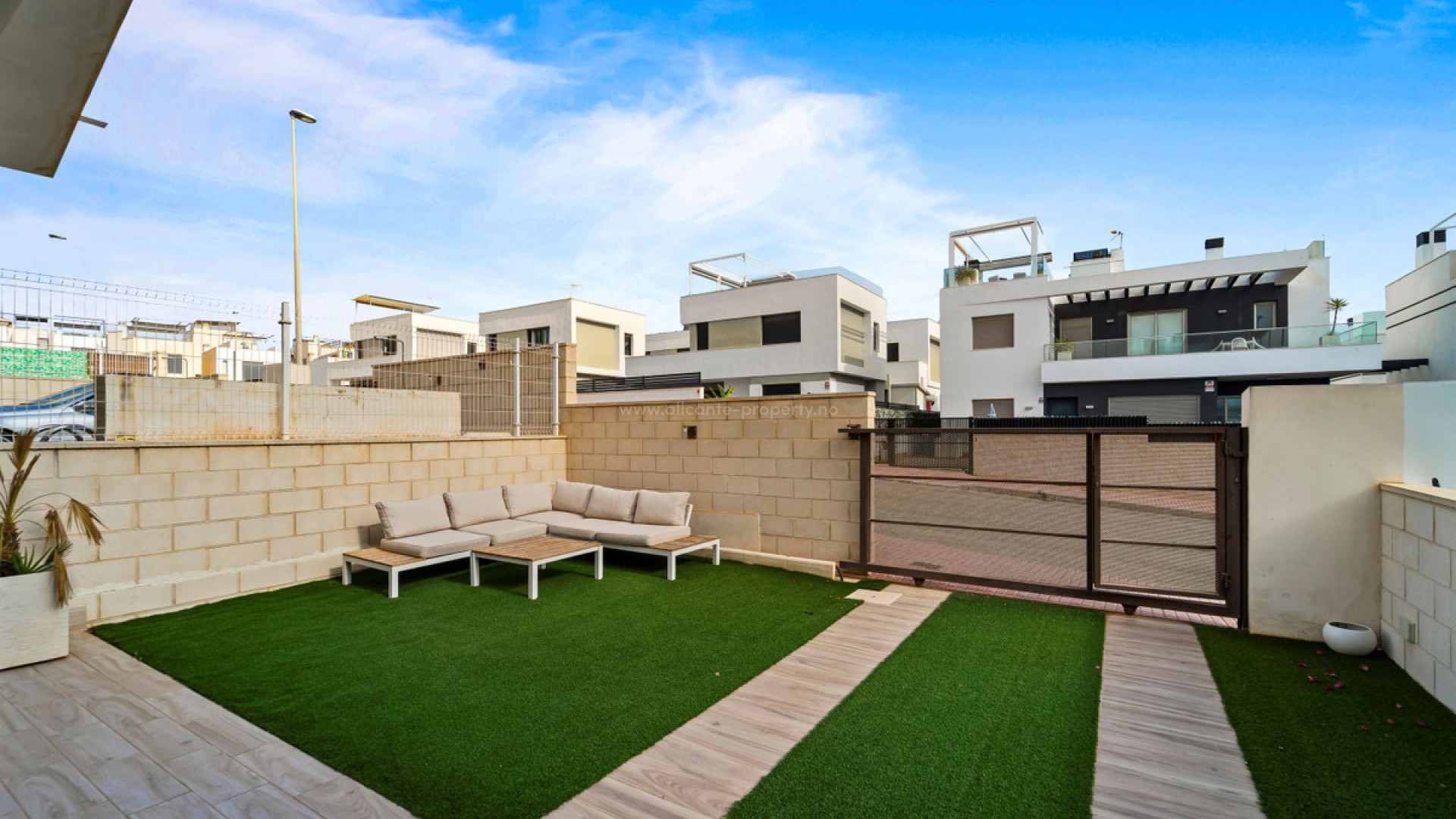 Bungalow in Villamartin