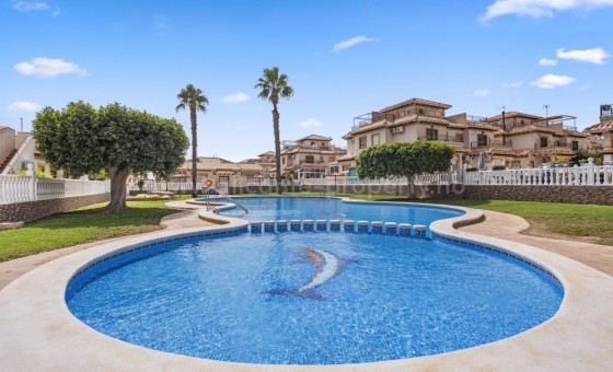 Bungalow - Resale - Cabo Roig -
                La Regia