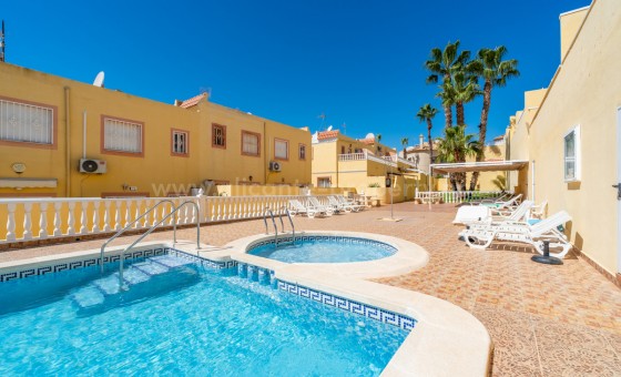 Bungalow - Resale - Orihuela -
                Villamartin
