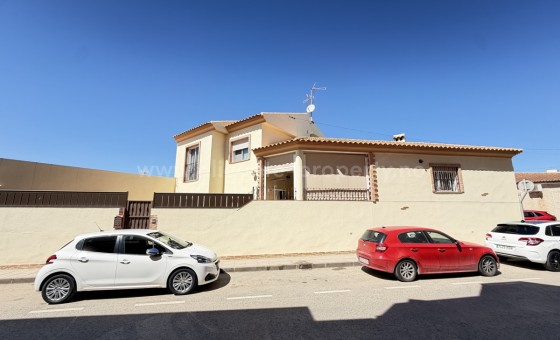 Bungalow - Resale - Pilar De La Horradada -
                Pilar De La Horradada