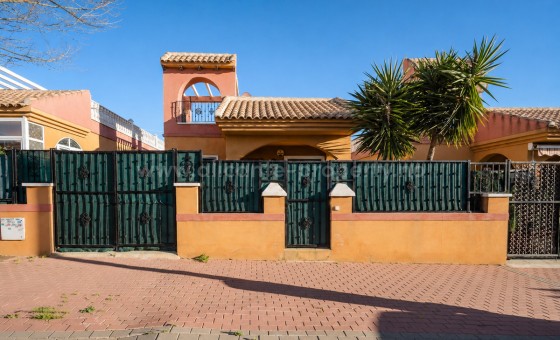 Bungalow - Resale - Torrevieja - Aguas Nuevas