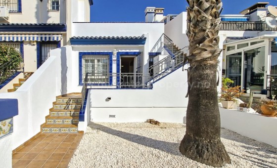 Bungalow - Resale - Villamartín -
                Villamartín