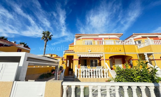 Bungalow - Reventa - Cabo Roig -
                Cabo Roig