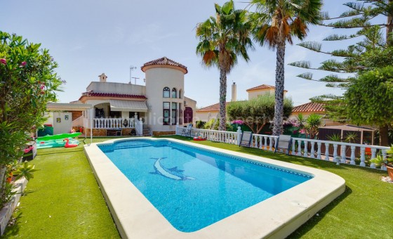Bungalow - Reventa - La marina -
                La Marina
