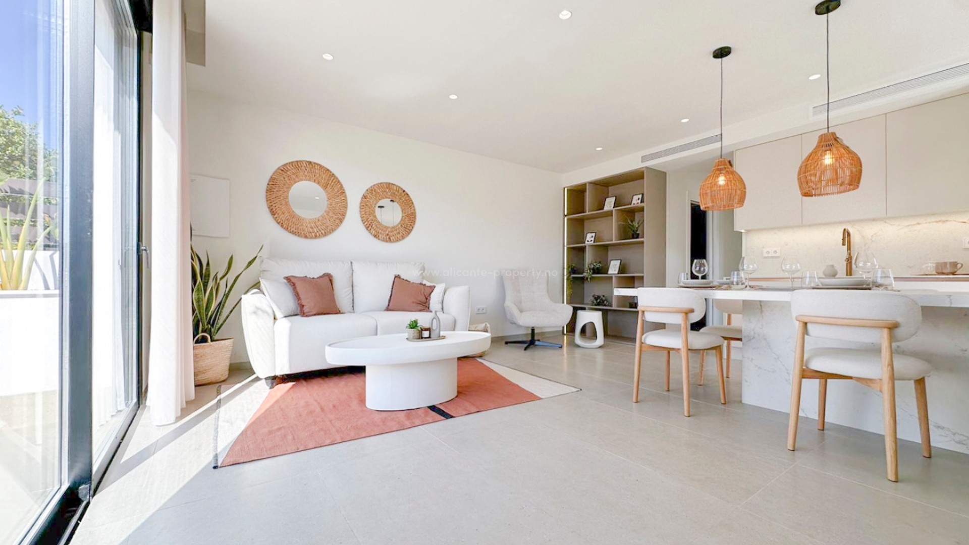 Casa adosada en Santiago de la Ribera