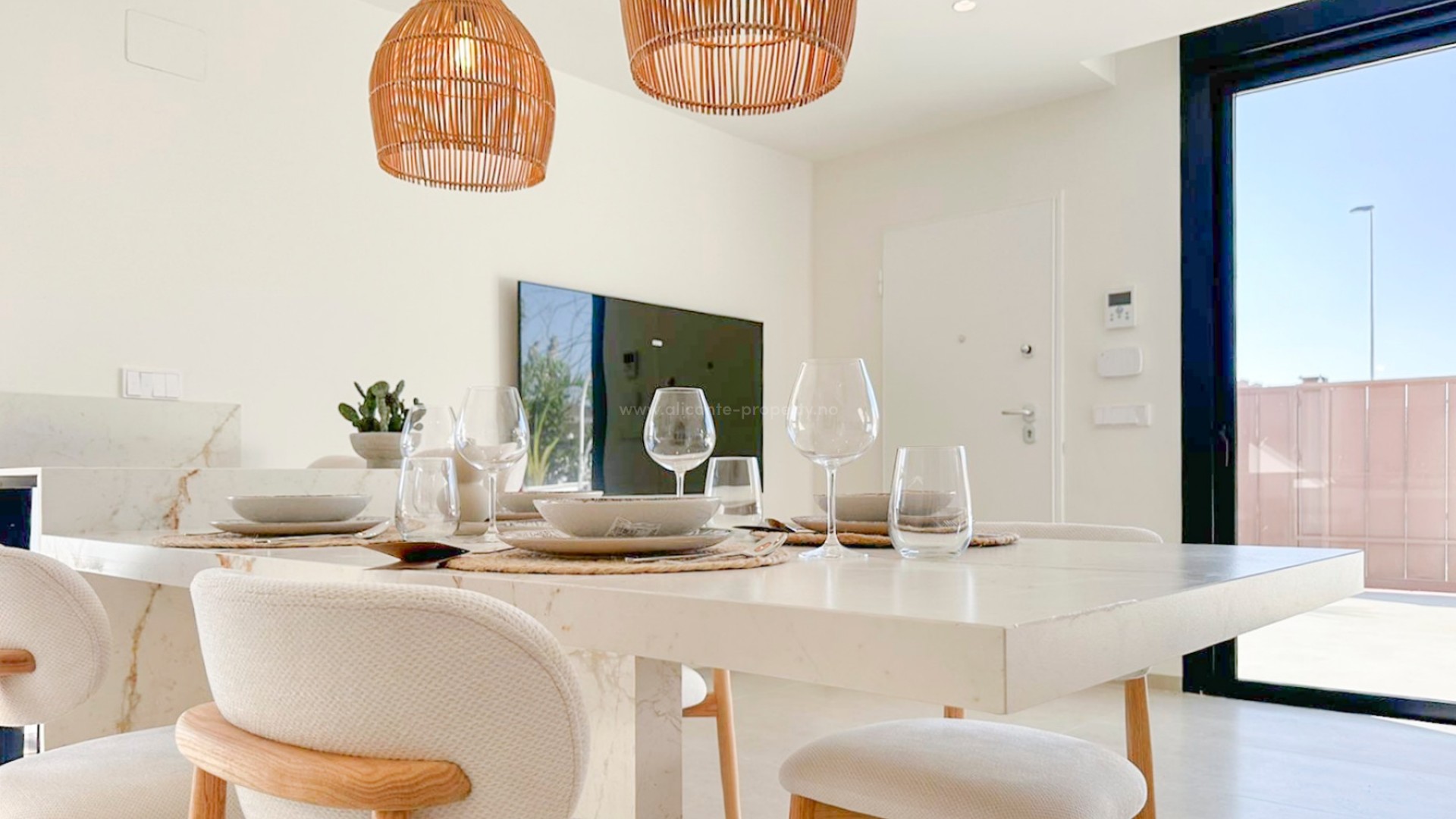 Casa adosada en Santiago de la Ribera