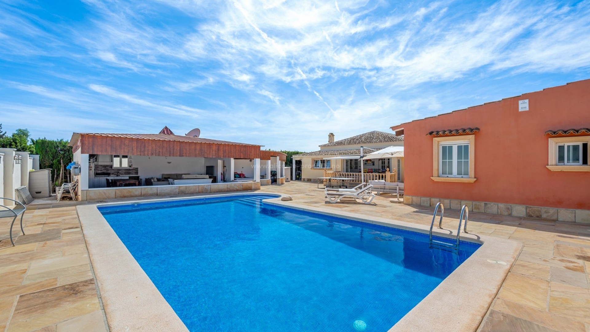 Casa de campo en Almoradi Centro