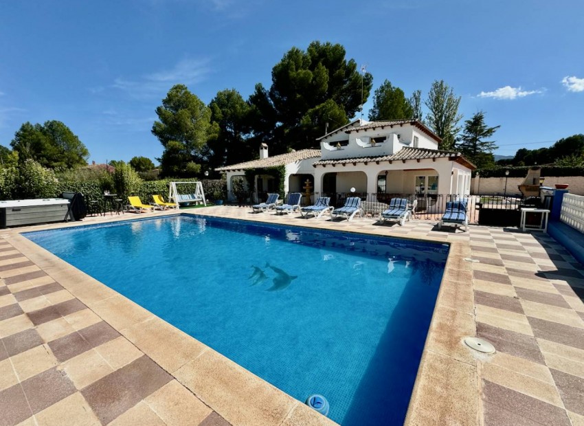 Casa de campo en Castalla