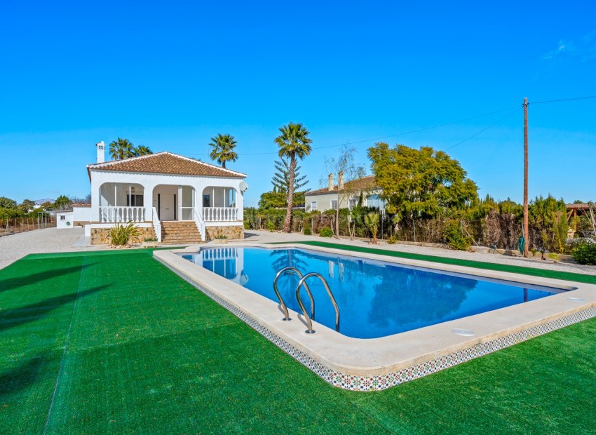 Casa de campo en Dolores