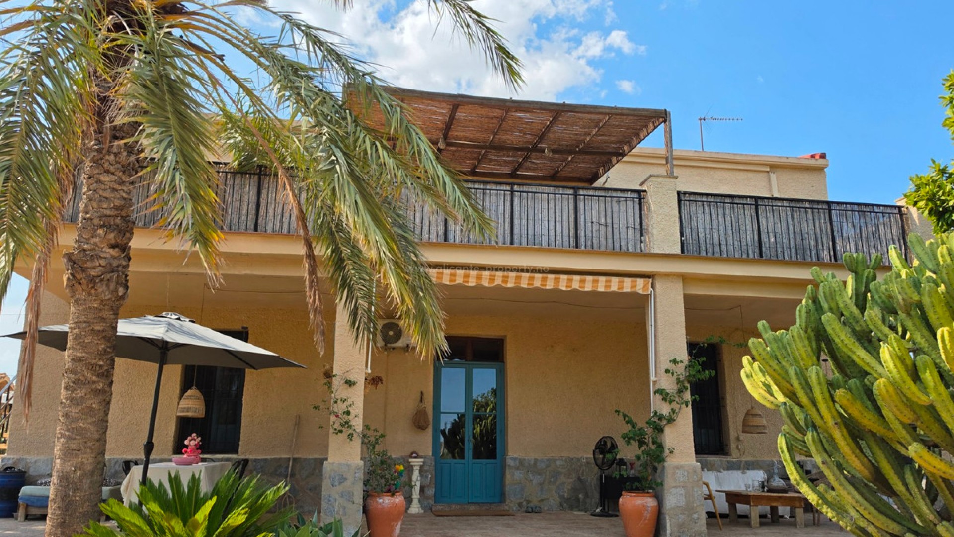 Casa de campo en Elche Centro